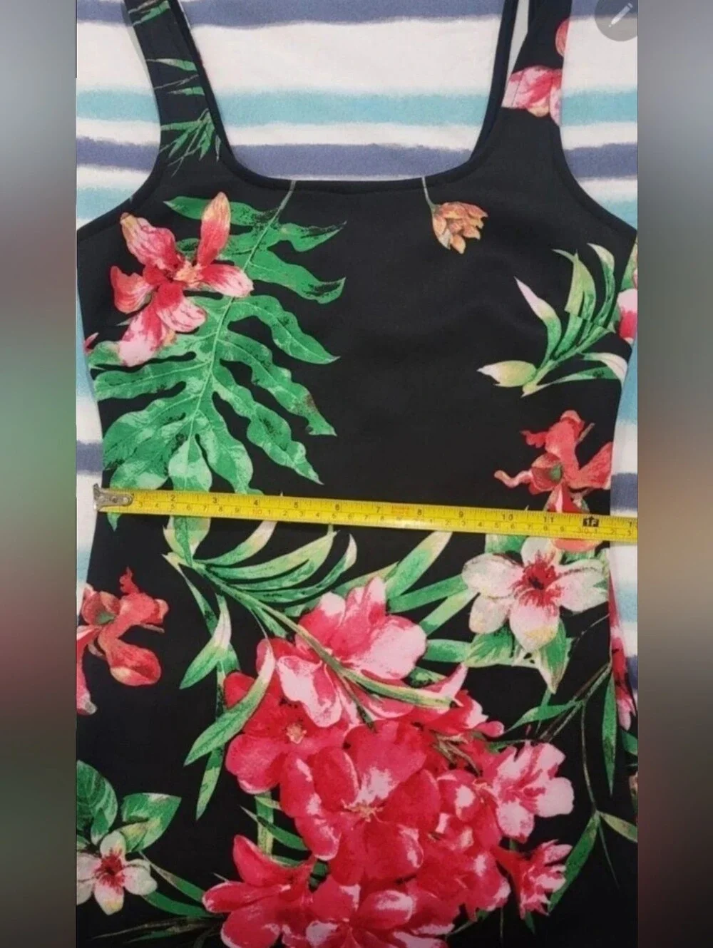 Bodycon Fitted Midi Floral Dress Medium